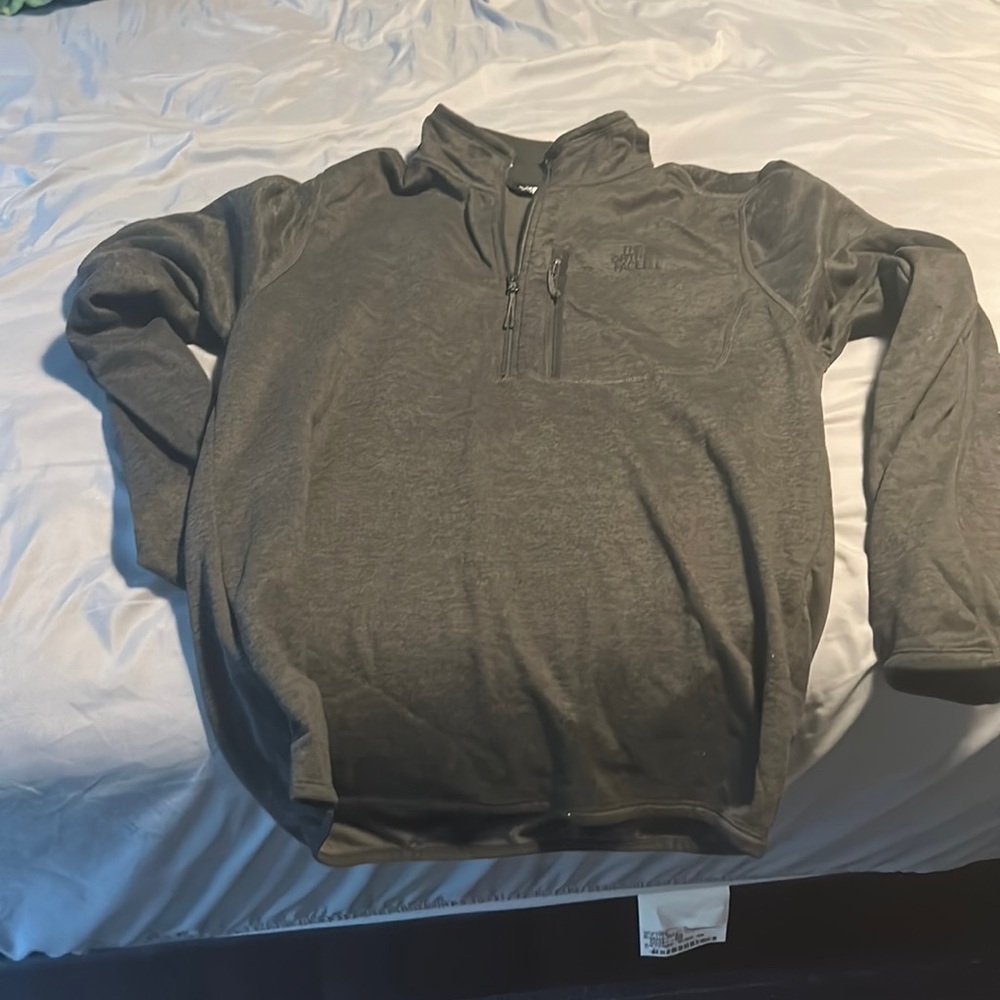 North Face Quarter Zip Size L Good Condition